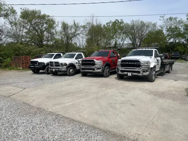 Bottoms towing & recovery - photo 4