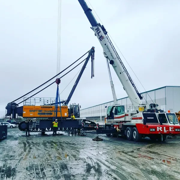 RLE ENTERPRISES/TOWING & RECOVERY - photo 3