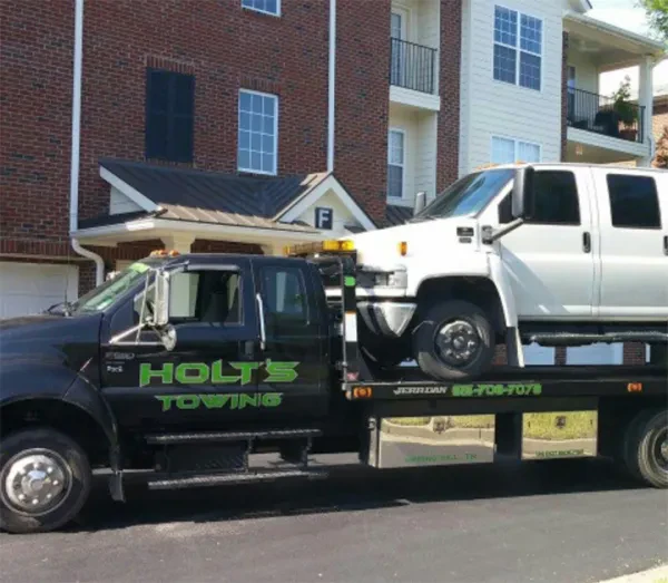 Holt's Towing - photo 2