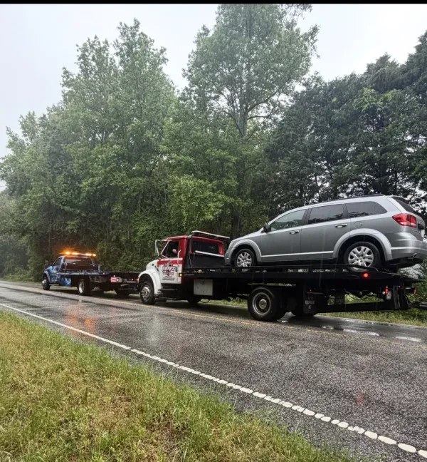 Troys Towing And Recovery LLC - photo 4