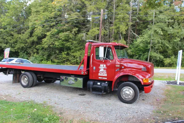 JR'S Custom Auto Sales LLC Towing and Recovery - photo 3