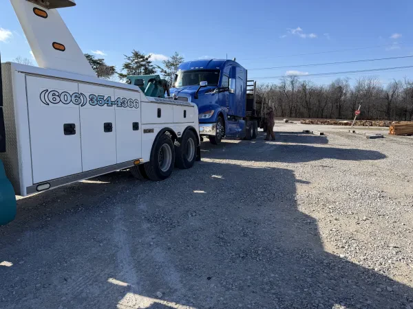 Genoe's Towing & Recovery wrecker service - photo 3