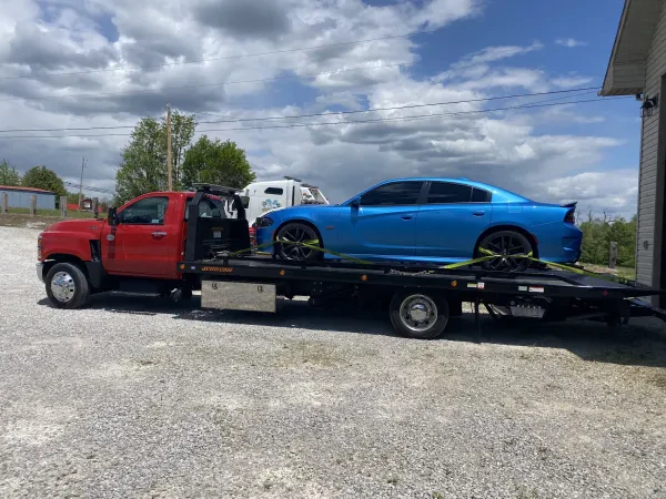 Genoe's Towing & Recovery wrecker service - photo 4
