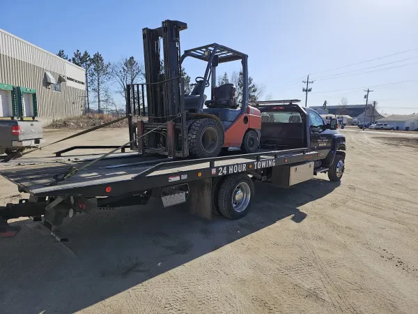 Premier Towing & Recovery - photo 3