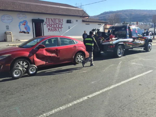 Nene Towing & Auto Repair - photo 3