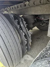 Sullivan Tire Commercial Truck Center