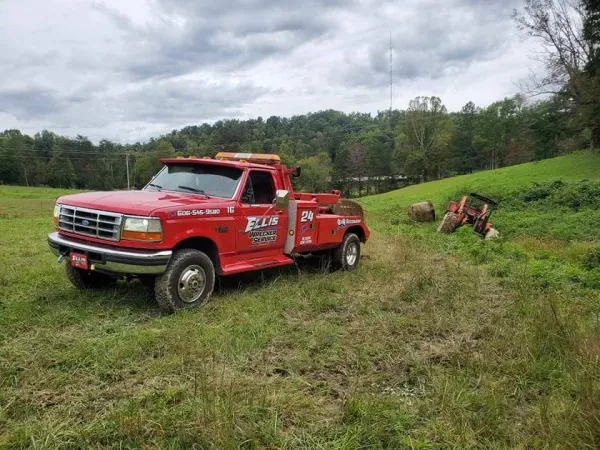 Ellis Wrecker Service - photo 3