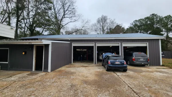 DONLEY'S AUTO REPAIRS & TIRES - photo 4