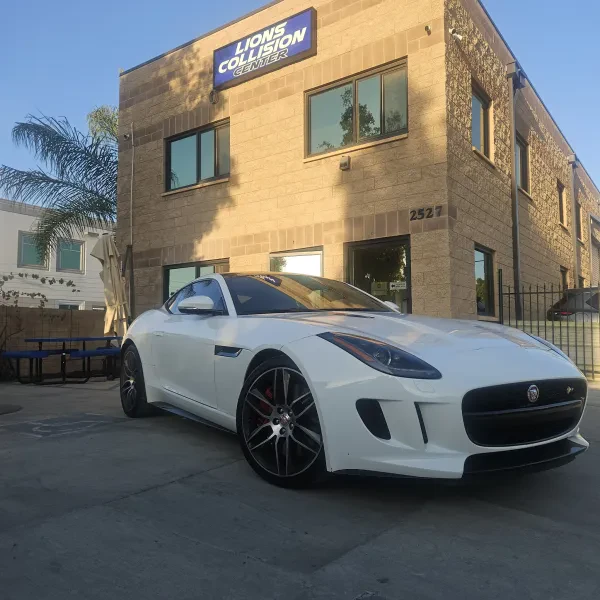Lions Collision Center - photo 3