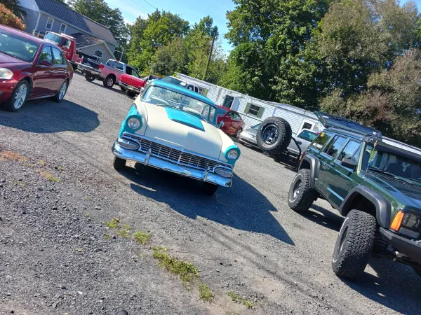 Bill Lucas Used Cars - photo 3