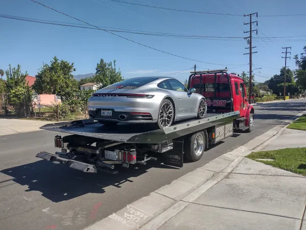 Reyes Towing Inc - photo 3