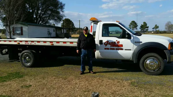 Gene's Towing & Recovery - photo 2