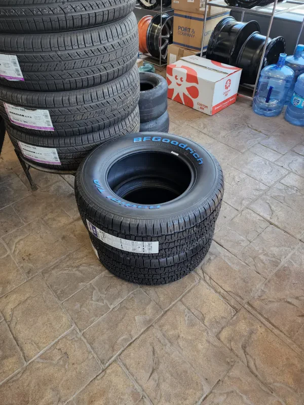 Discount Tire & Service, Inc. - photo 2