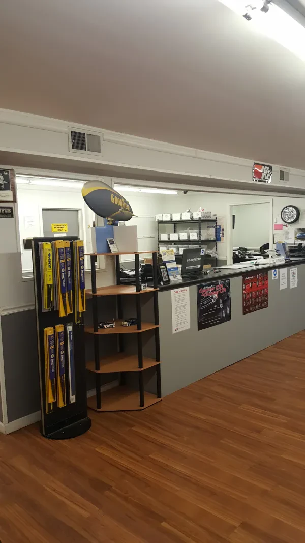 Edens Auto Repair and Towing - photo 2