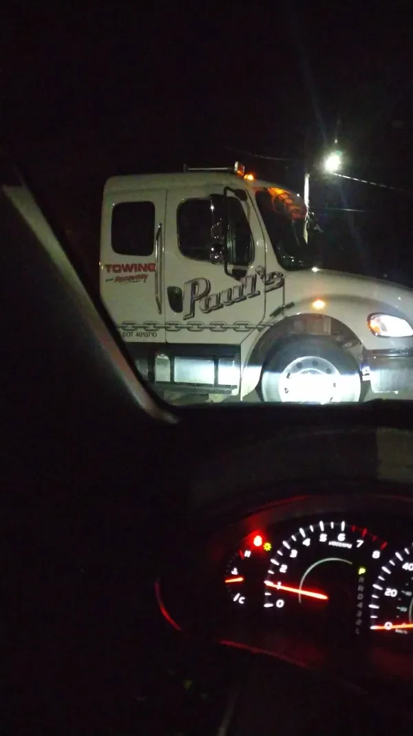 Paul's Towing & Recovery - photo 2