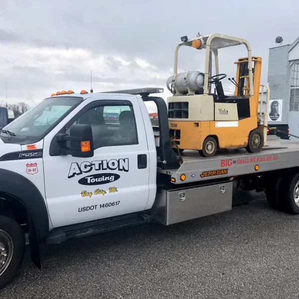Action Towing - photo 4