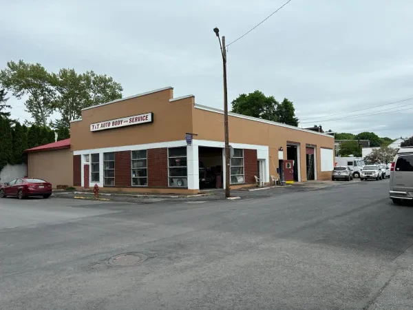 T & T Auto Body and Service - photo 2