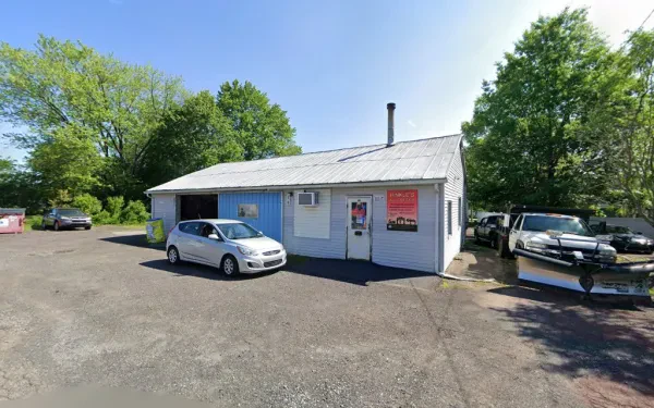Hinkle's Auto Repair - photo 2