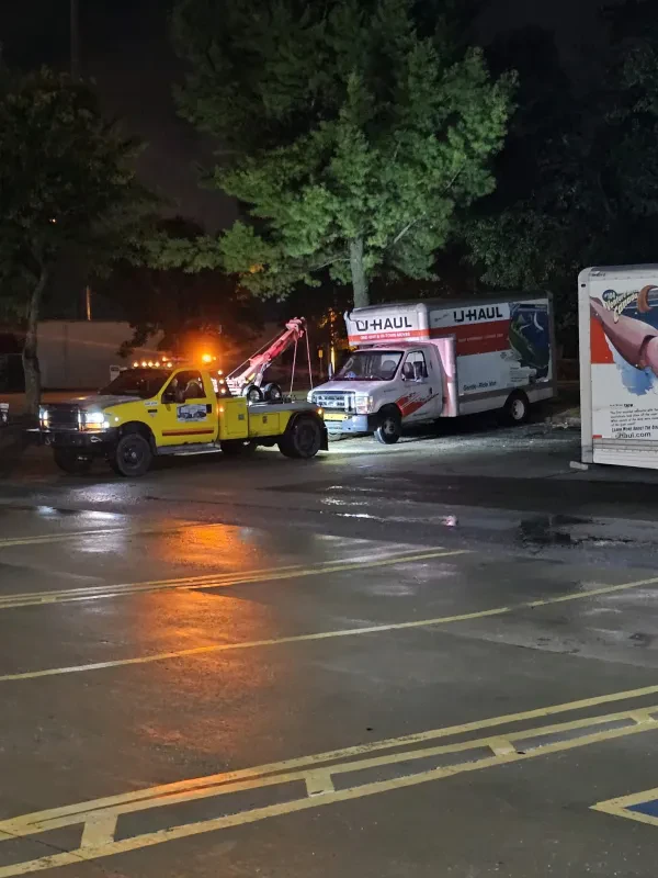 Neighbor's Garage Towing L.L.C. 24/7 Hour Towing Service - photo 4