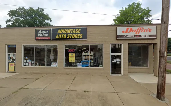 Advantage Auto Stores - photo 3