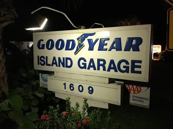 Island Garage - photo 2