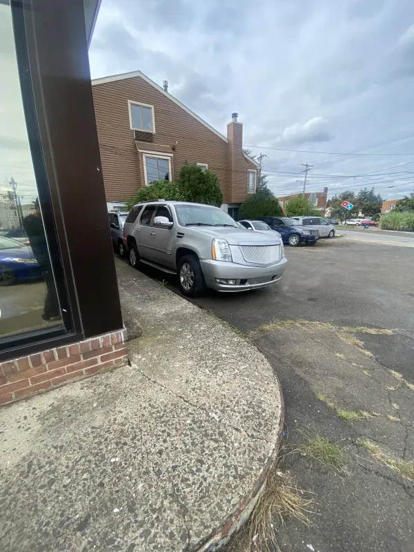 Jeffrey's Auto World LLC - photo 4