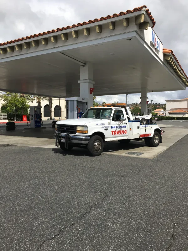 San Clemente Towing - photo 3