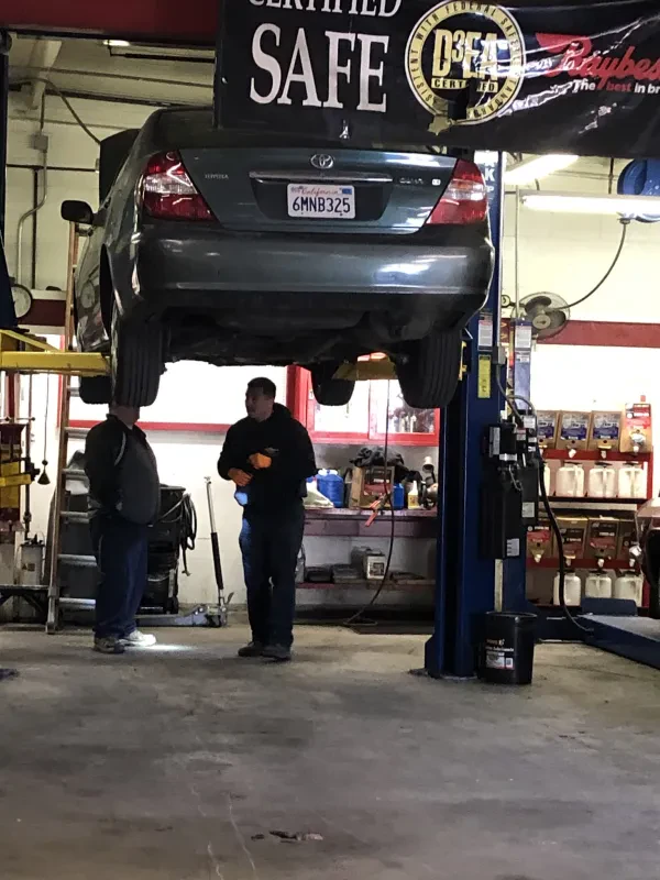 El Sobrante Town Garage - photo 2