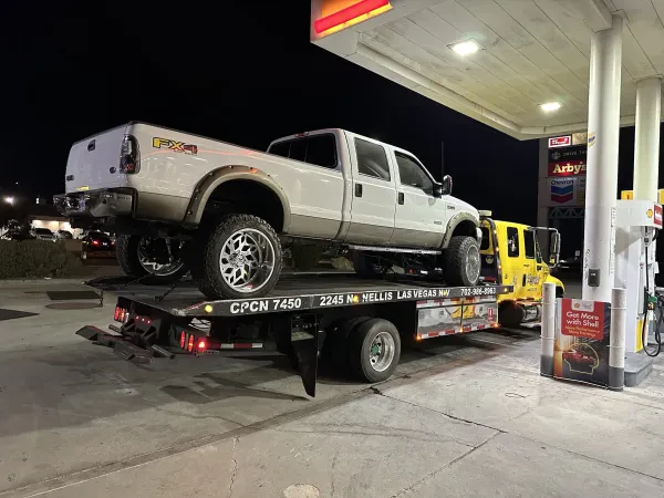 Reggies Towing LLc - photo 4
