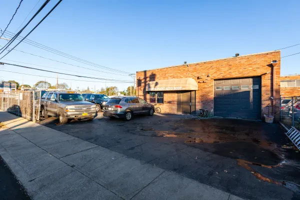 Sands Point Auto Body & 24 Hour Towing - photo 3
