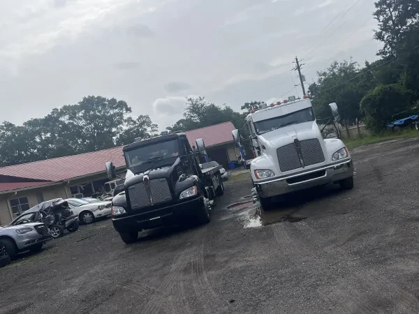 El Sankary Towing LLC - photo 3