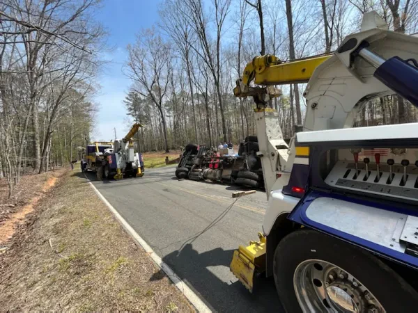 Price's Garage and Heavy Duty Towing, LLC - photo 4