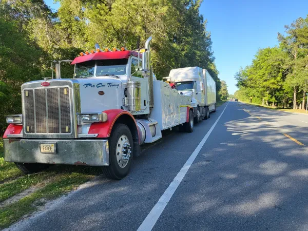 Paw Paw Towing LLC - photo 4