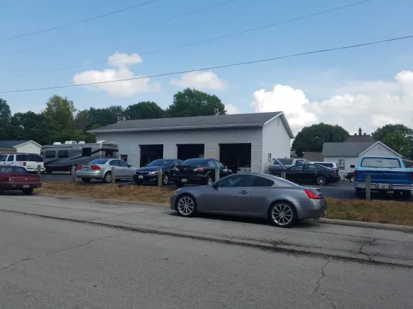 Bruce's Auto Repair - photo 3