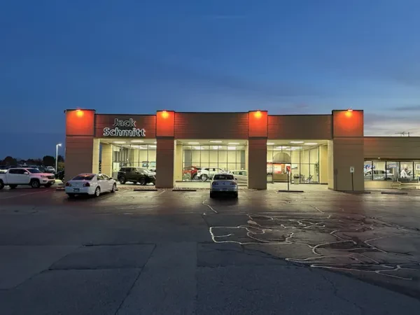 Jack Schmitt Auto World - photo 4
