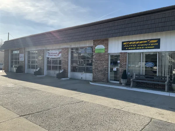 Chip's Auto Center - photo 2