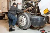 Absolute Repair by Merx Truck & Trailer