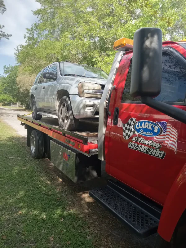 CLARKS ROADSIDE SERVICE - photo 2