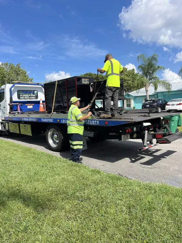 All Hooked Up Towing - photo 3