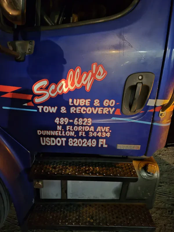 Scally's Lube & Go - photo 3