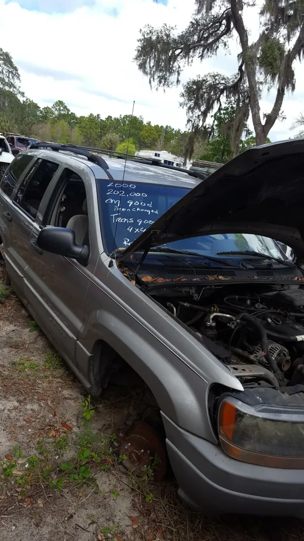 Dale's Auto Parts & Salvage - photo 4