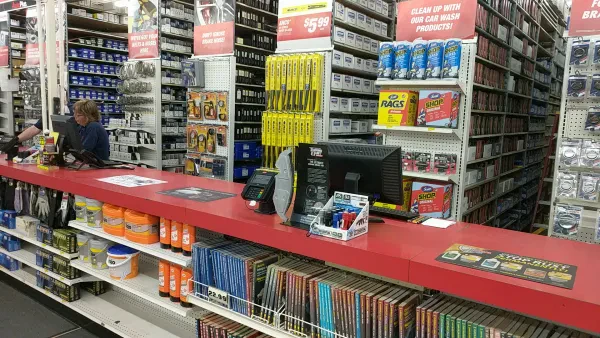 Thren's Auto Parts - photo 2