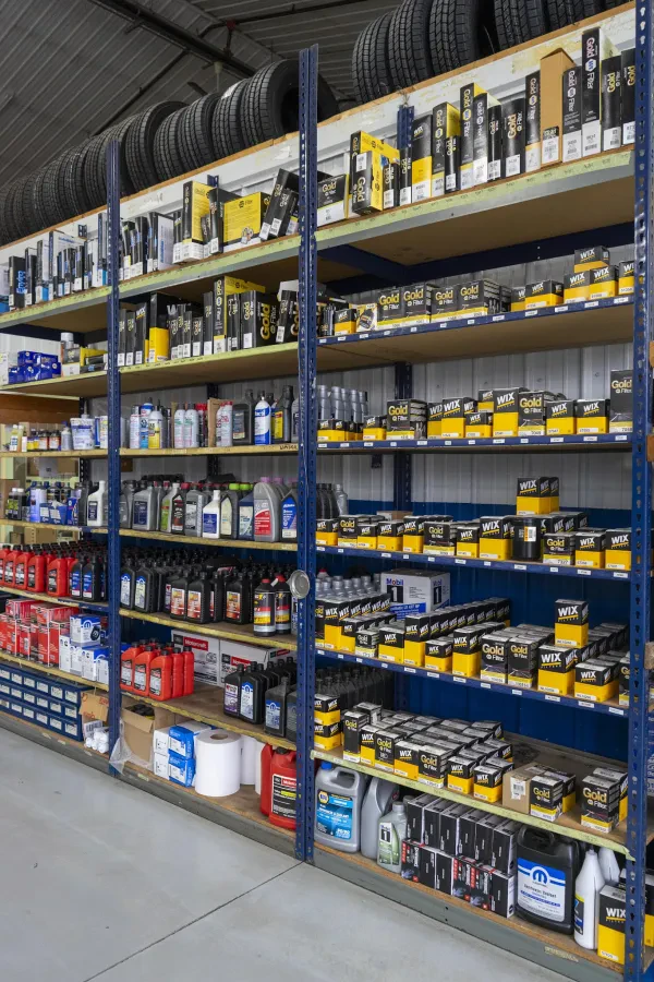 Hale's Automotive - photo 4