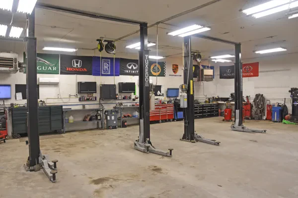 Werner's Elite Automotive - photo 2