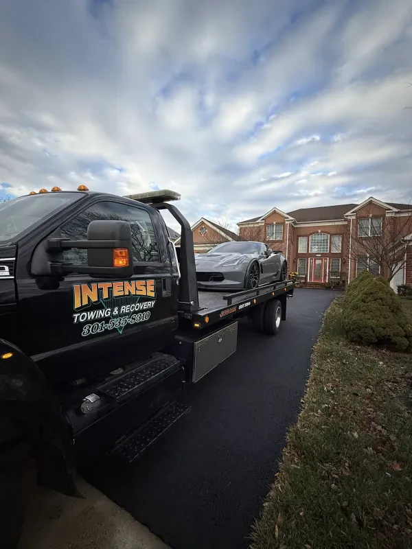 Intense Towing & Recovery - photo 3