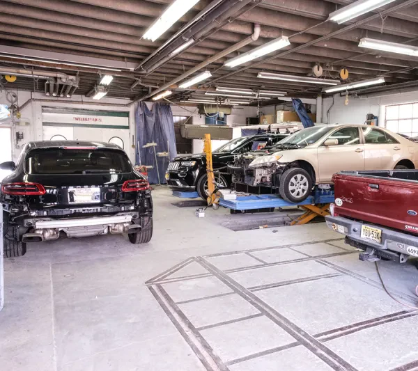 Ricca Auto Body - photo 2