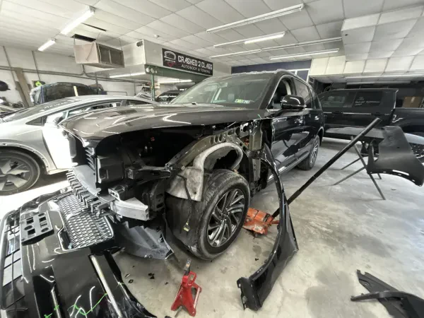 Crashed2Class Auto Body - photo 4