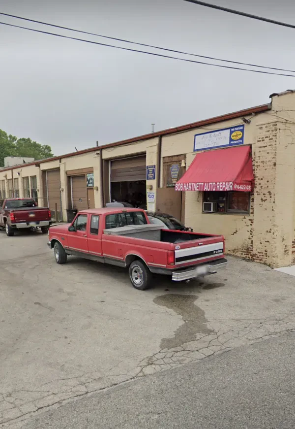 Bob Hartnett Auto Repair - photo 2