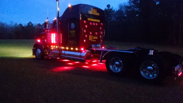 Ravenel Truck Center Inc - photo 4