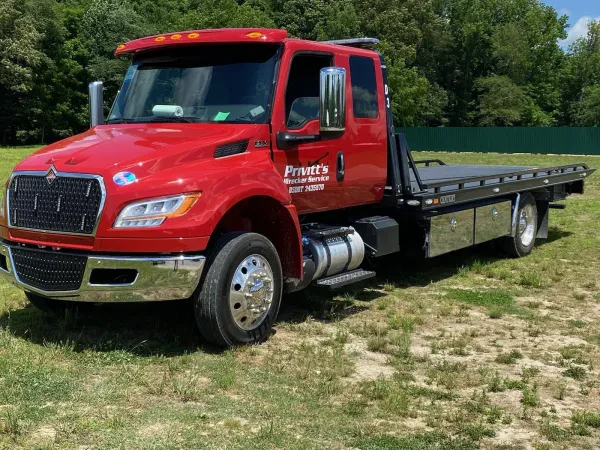 Privitt's Wrecker Service, LLC. - photo 3